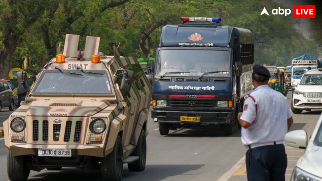 तहव्वुर-राणा-को-पटियाला-हाउस-कोर्ट-में-किया-पेश,-आतंकी-की-हैंडराइटिंग-और-आवाज-का-लिया-गया-नमूना