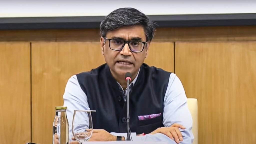 पाकिस्तान-ने-किया-सीजफायर-का-‘घोर-उल्लंघन’,-सेना-कर-रही-जवाबी-कार्रवाई:-विदेश-मंत्रालय